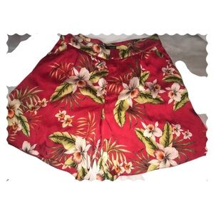 Zara Red Floral High-Waisted Satin Shorts Women’s Size L
